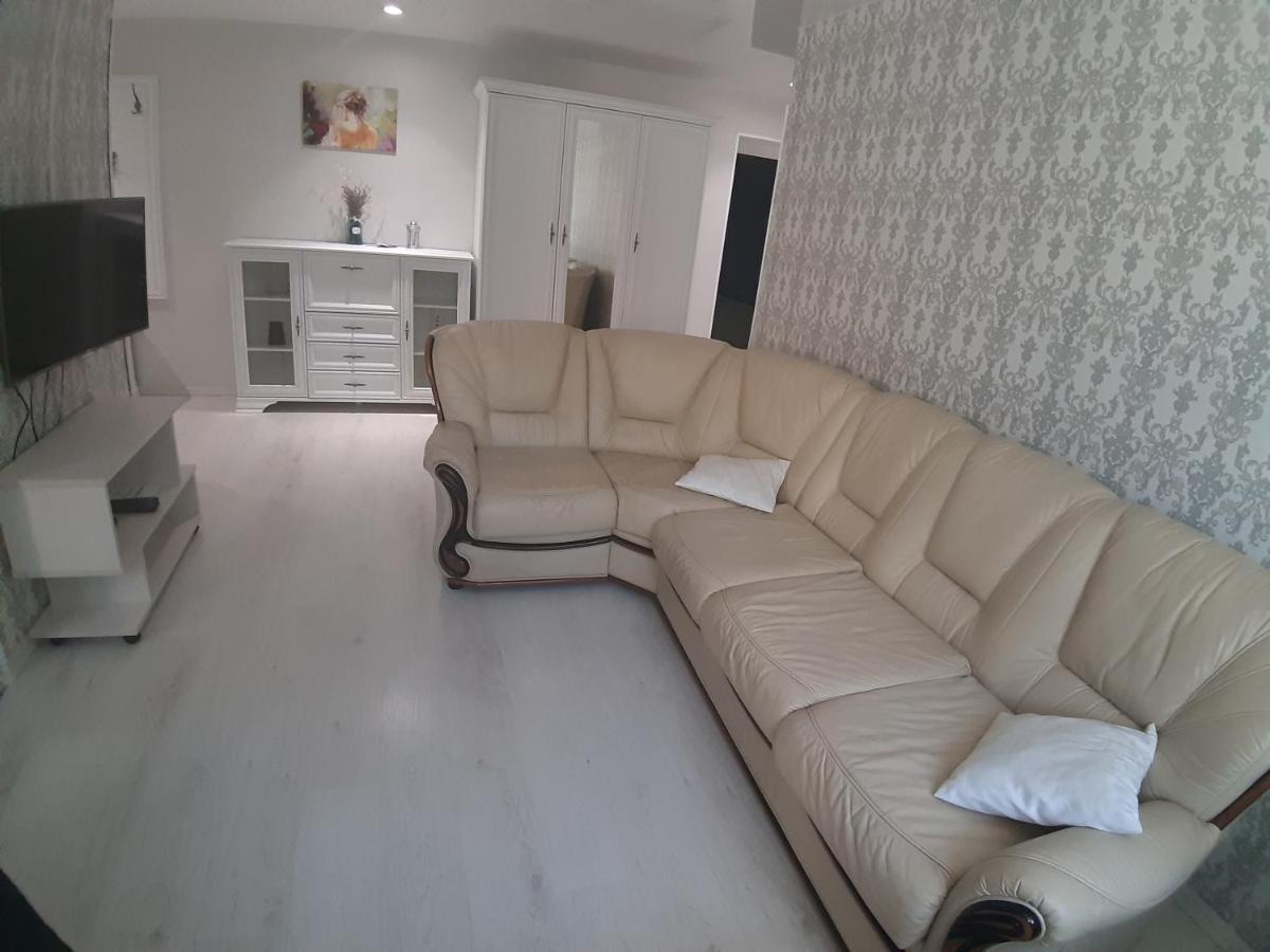 Appartment New In Center Mogilev Exterior foto